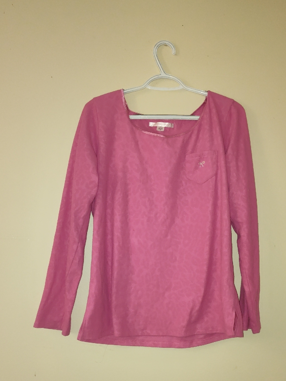 5/$25 Sale Women's Victoria Secret Size Medium Pink Cheetah Pink Sleep Long